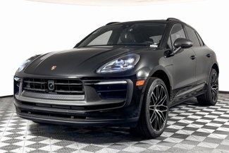 Certified 2025 Porsche Macan Turbo image 1