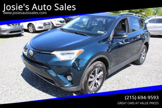 Used 2017 Toyota RAV4 XLE image 1