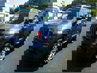 Used 2022 Jeep Renegade Sport w/ Sport Appearance Group image 1