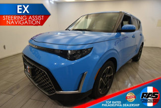 Used 2023 Kia Soul EX image 1