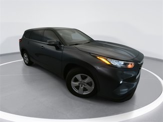 Used 2020 Toyota Highlander L image 1