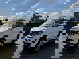 Used 2017 Jeep Grand Cherokee Limited image 1