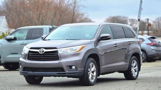 Used 2015 Toyota Highlander Plus image 1