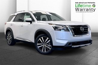 New 2025 Nissan Pathfinder Platinum image 1