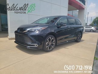 New 2025 Toyota Sienna Platinum image 1