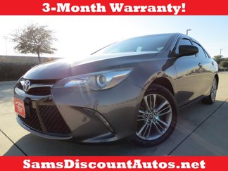 Used 2016 Toyota Camry SE image 1