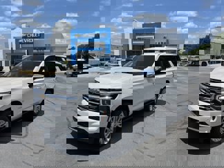 New 2025 Chevrolet Tahoe Premier image 1