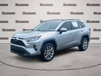 Used 2020 Toyota RAV4 XLE Premium image 1