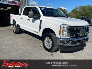 Used 2023 Ford F250 XLT image 1