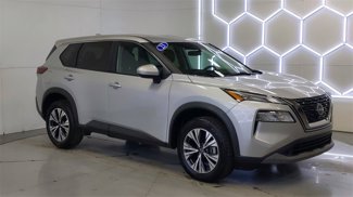 Used 2023 Nissan Rogue SV image 1