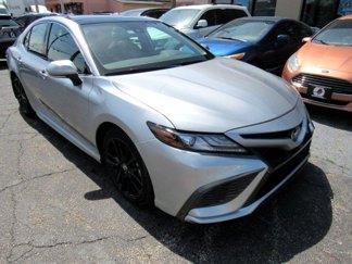 Used 2021 Toyota Camry XSE image 1