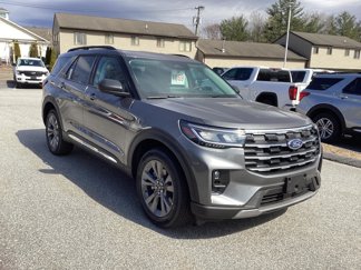 New 2025 Ford Explorer Active image 1