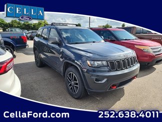 Used 2017 Jeep Grand Cherokee Trailhawk image 1