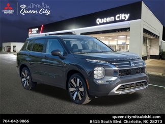New 2025 Mitsubishi Outlander SE image 1