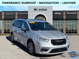 Used 2023 Chrysler Pacifica Limited image 1