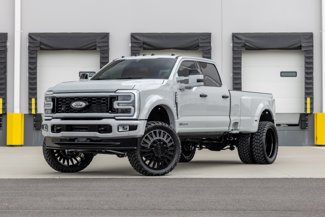 Used 2025 Ford F450 Platinum w/ Platinum Plus Package image 1