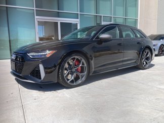 New 2025 Audi RS 6 performance image 1