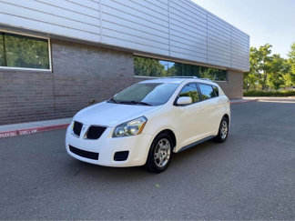 Used 2009 Pontiac Vibe w/ Preferred Package image 1