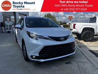 New 2025 Toyota Sienna XLE image 1