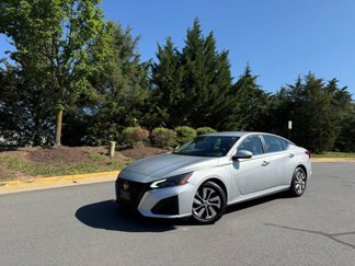 Used 2023 Nissan Altima 2.5 S image 1