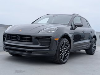 Certified 2024 Porsche Macan image 1