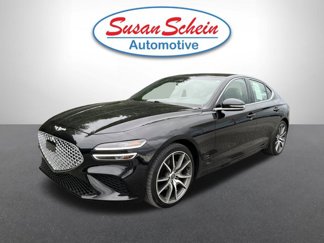 Used 2023 Genesis G70 2.0T image 1