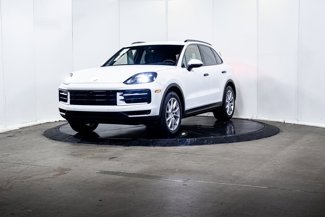 Certified 2024 Porsche Cayenne image 1