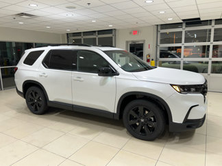 New 2025 Honda Pilot Black Edition image 1