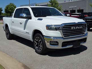 Used 2025 RAM 1500 Laramie image 1