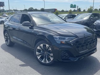 New 2025 Audi Q8 Prestige image 1