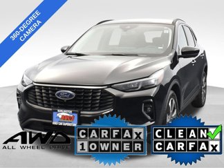 Used 2023 Ford Escape Platinum image 1