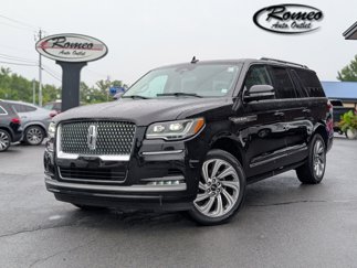 Used 2024 Lincoln Navigator L 4WD image 1