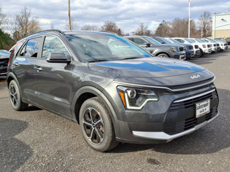 New 2025 Kia Niro EX image 1
