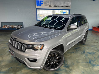 Used 2021 Jeep Grand Cherokee Laredo X image 1