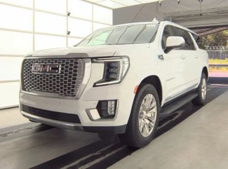Used 2022 GMC Yukon XL Denali image 1
