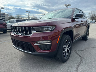 New 2025 Jeep Grand Cherokee Limited w/ Luxury Tech Group II image 1
