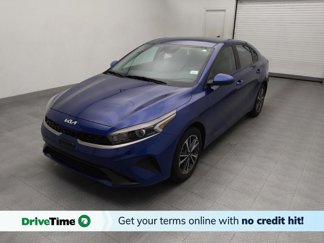 Used 2023 Kia Forte LXS image 1
