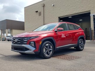New 2025 Hyundai Tucson SEL image 1