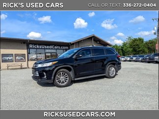 Used 2018 Toyota Highlander SE image 1