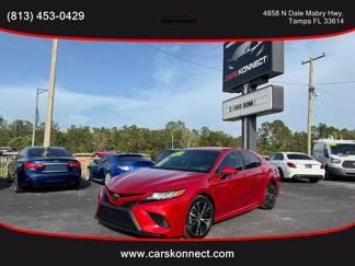 Used 2020 Toyota Camry SE image 1