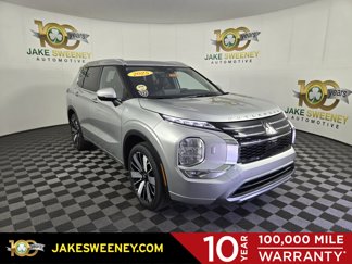 New 2025 Mitsubishi Outlander SEL image 1