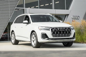 Certified 2025 Audi Q7 3.0T Premium w/ Convenience Package image 1