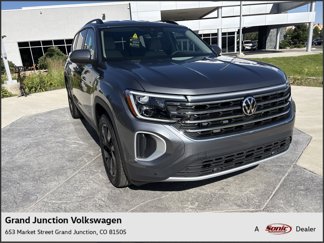 New 2025 Volkswagen Atlas SE image 1