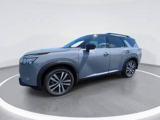 Used 2024 Nissan Pathfinder Platinum w/ Cargo Package image 1