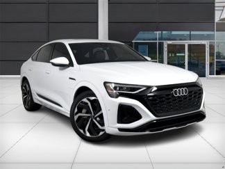 Used 2024 Audi Q8 e-tron Premium Plus w/ Premium Plus Package image 1