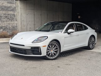 New 2025 Porsche Panamera 4 image 1
