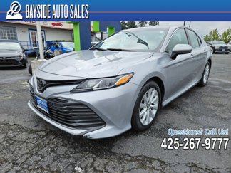 Used 2019 Toyota Camry LE image 1