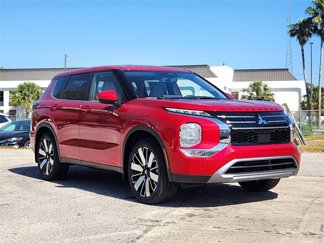 New 2025 Mitsubishi Outlander SE image 1