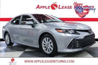 Used 2023 Toyota Camry LE image 1