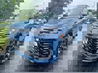 New 2025 Volkswagen Tiguan SE R-Line image 1
